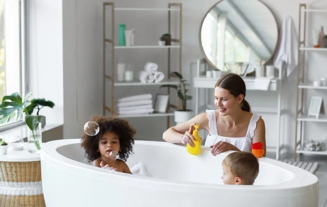 Familienbad mit Badewanne