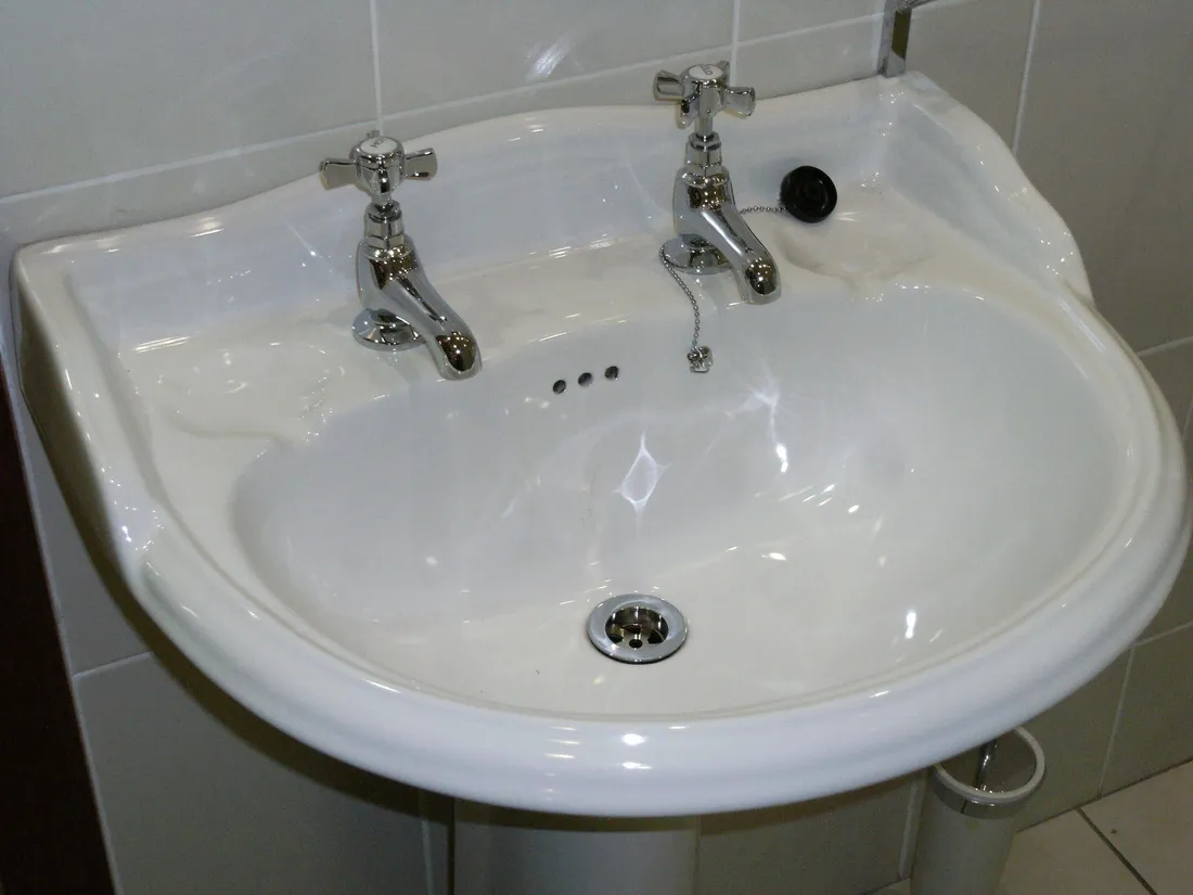 Waschbecken im Bad